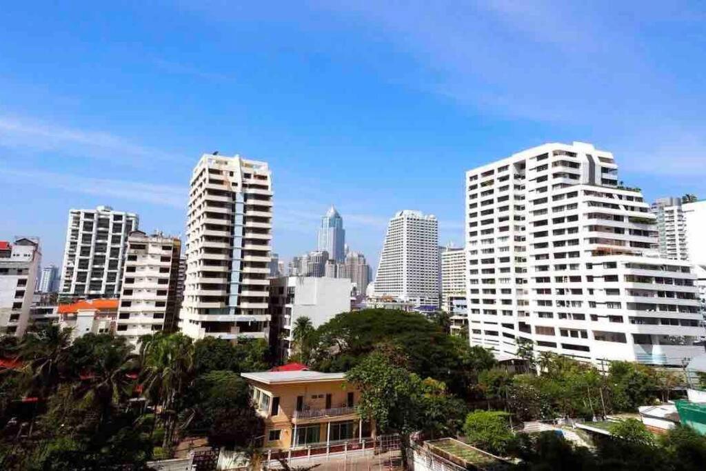 Stylish 1 Bedroom, Nice Pool,Bts Asok, Sukhumvit بانكوك المظهر الخارجي الصورة