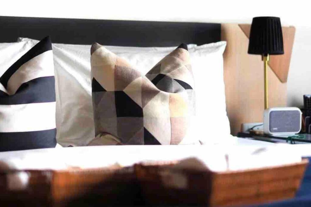 Stylish 1 Bedroom, Nice Pool,Bts Asok, Sukhumvit بانكوك المظهر الخارجي الصورة