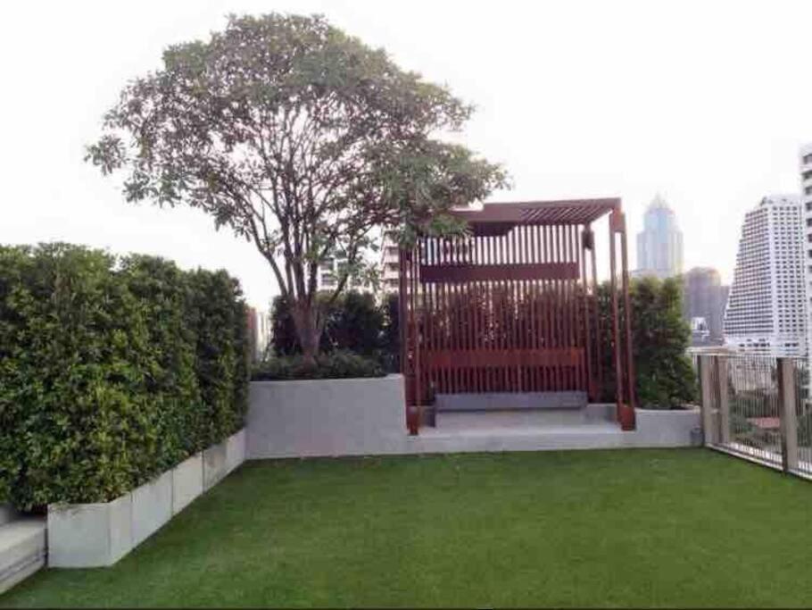 Stylish 1 Bedroom, Nice Pool,Bts Asok, Sukhumvit بانكوك المظهر الخارجي الصورة